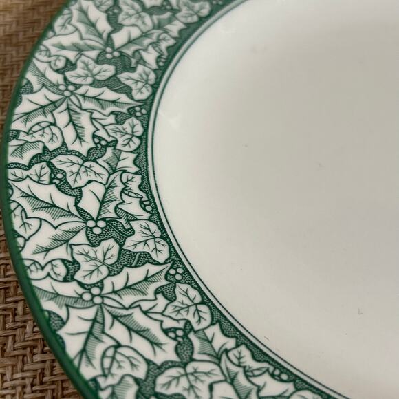 Spode Holly Tree 6" Plate Green Ivy Holly Pattern England Vintage - Picture 5 of 6